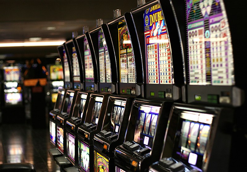 The Intriguing World of Classic Slot Machines: Nostalgia and Timeless Gameplay