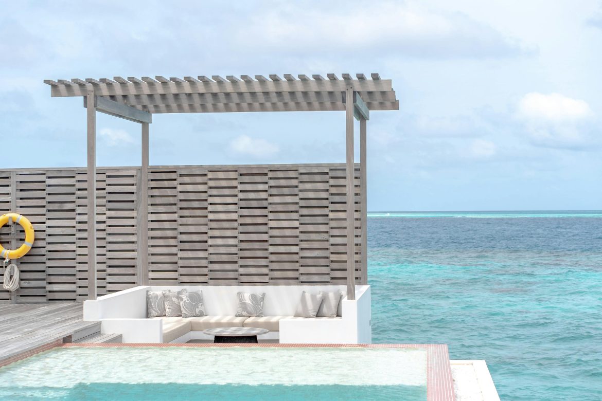Coastal Cabana: Innovative Design Meets Coastal Lifestyle