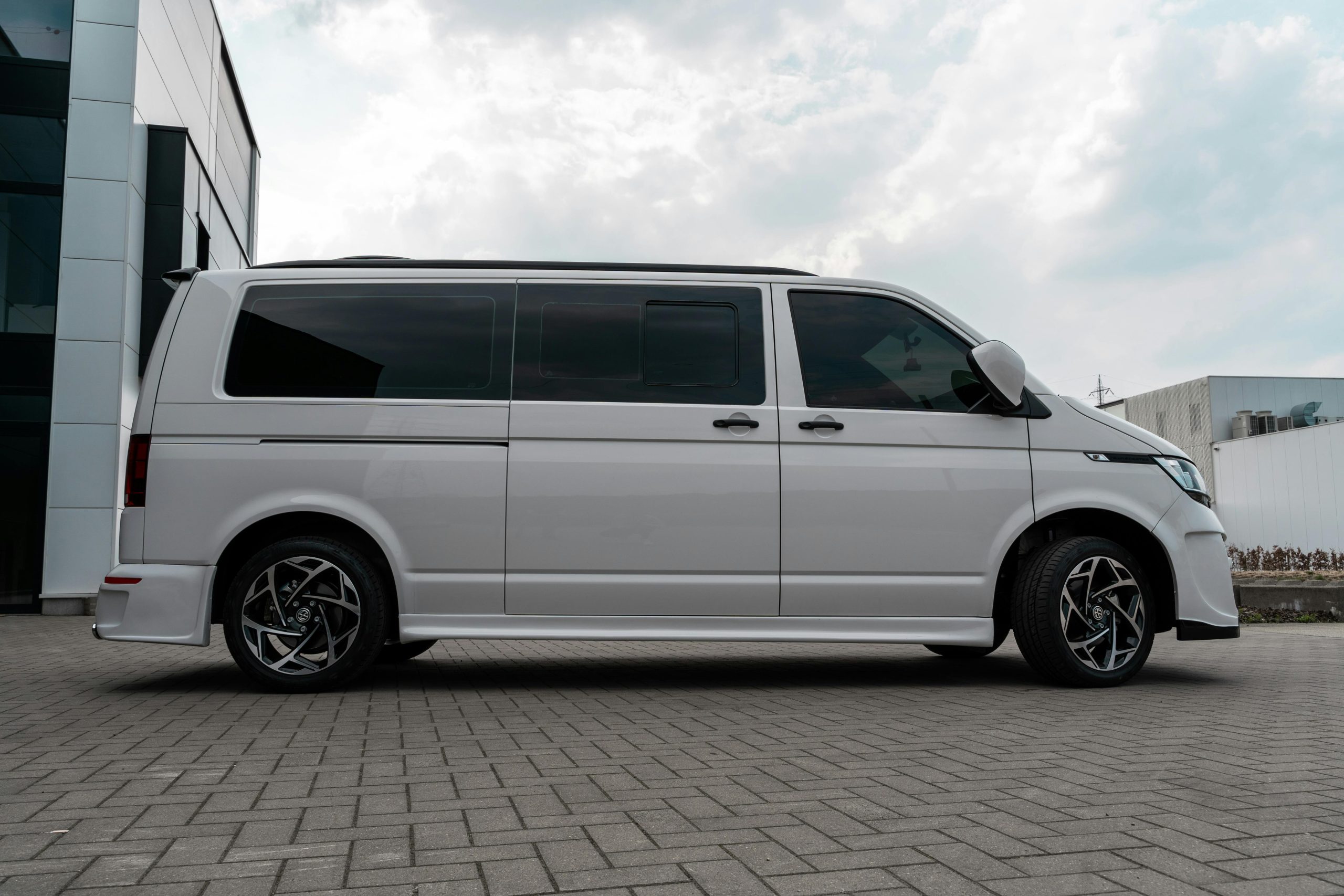 Tips for Booking a Langley Wine Tour Limo